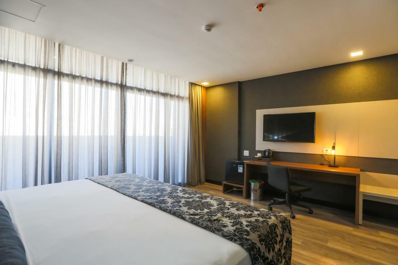 Ramada Hotel & Suites Osasco Bagian luar foto